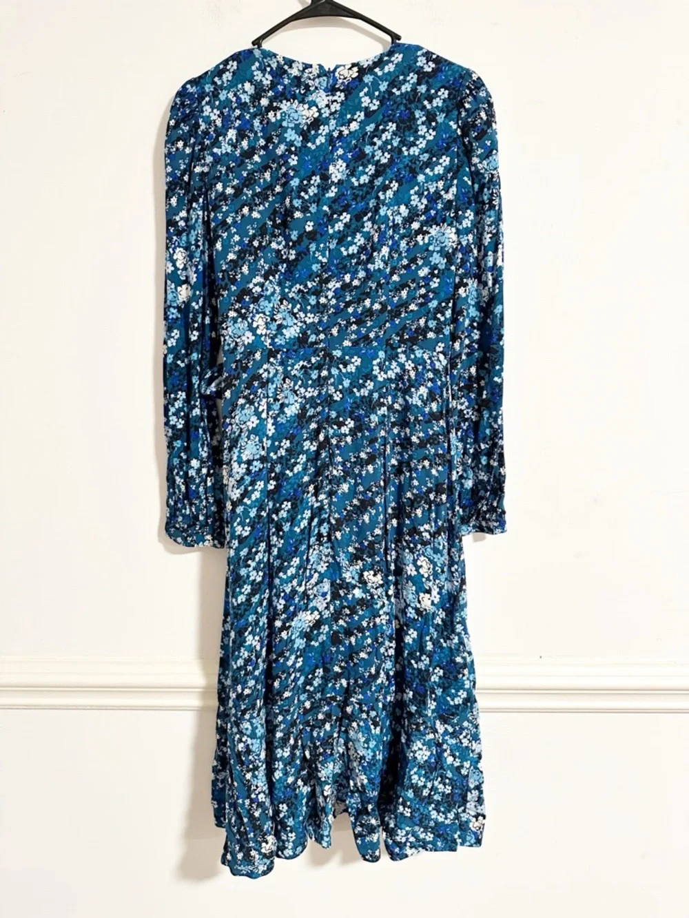 Calvin Klein Blue Floral Faux Wrap Midi Dress Long Sleeve Size 4 - Picture 7 of 7